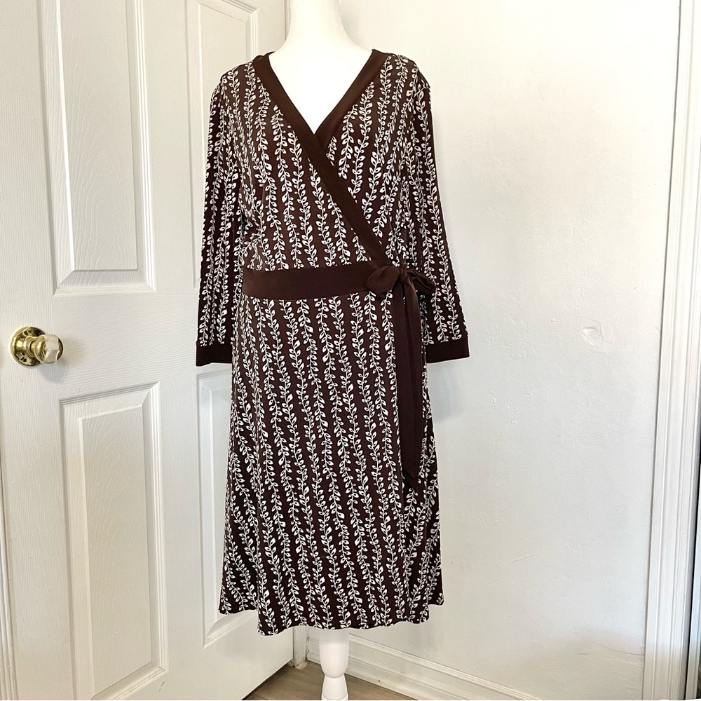 AA STUDIO 🤎 floral wrap dress